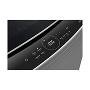 صورة من الوسط توضح تفاصيل اللوحة