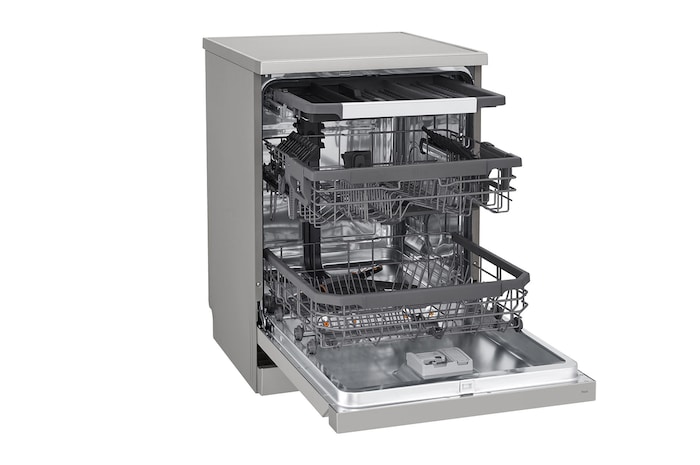 front half door open with vessels