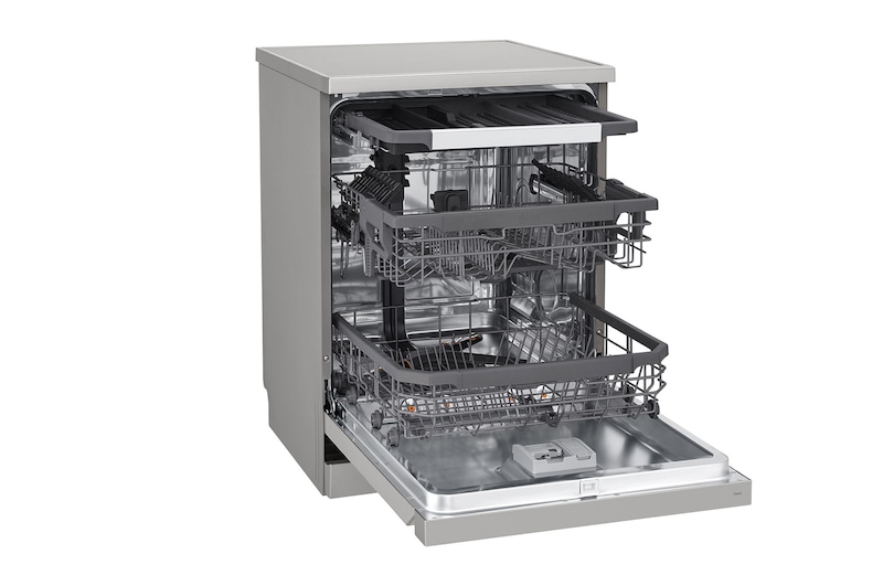 front half door open with vessels