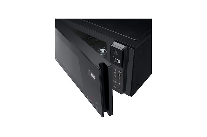 LG 25 Liter | Grill NeoChef Microwave Oven |Smart Diagnosis and Inverter | Display is Arabic Only, MH6595DIS