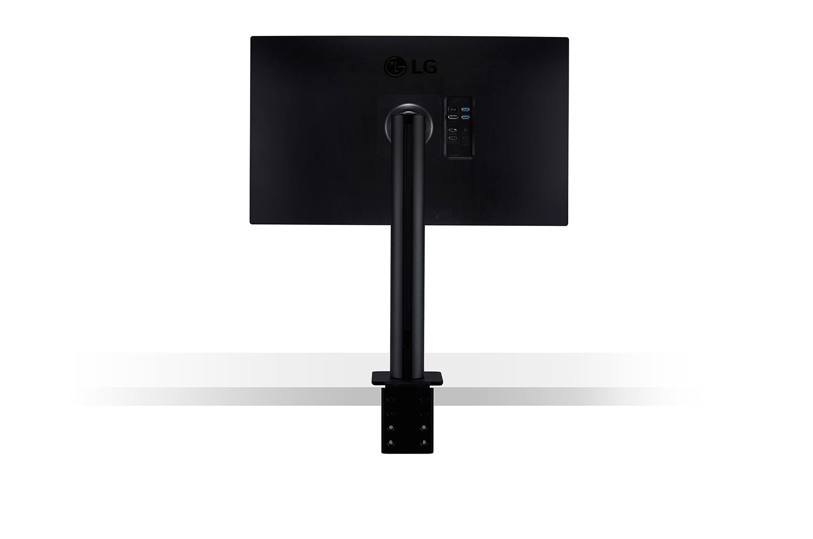 LG 27" QHD Ergo IPS Monitor with<br> USB Type-C™, 27QN880-B