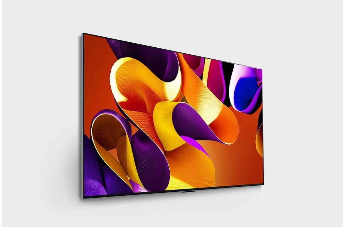 Right-facing side view of LG OLED evo TV, OLED G4 on the wall