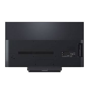 Närbild av en LG OLED TV-skärm som visar hur AI Search fungerar. Ett litet chattfönster är öppet som visar hur användaren frågade efter vilka sportspel som är tillgängliga. AI Search svarar via chatt och genom att visa miniatyrer av tillgängligt innehåll. En uppmaning att fråga Microsoft Copilot visas också. 