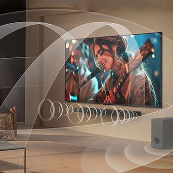 Före och efter-jämförelse av hur LG:s 4K Super Upscaling förbättrar bildkvaliteten. Två paneler som visar samma bild av en färgglad fågel som sitter på en gren i en skog, panelen till höger är urblekt. Titeln talar om hur 4K Super Upscaling förbättrar upplösning, ljusstyrka och klarhet. 