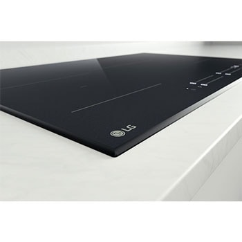 Induktionshäll 80 cm med en Flex-zon samt 2 zoner och Boost-funktion