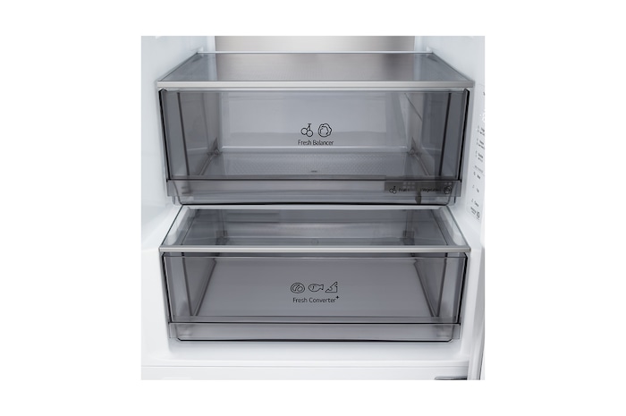 Vy från sidan framifrån av LG bottenfrys (GBBS726CPY) som visar utvändig design
