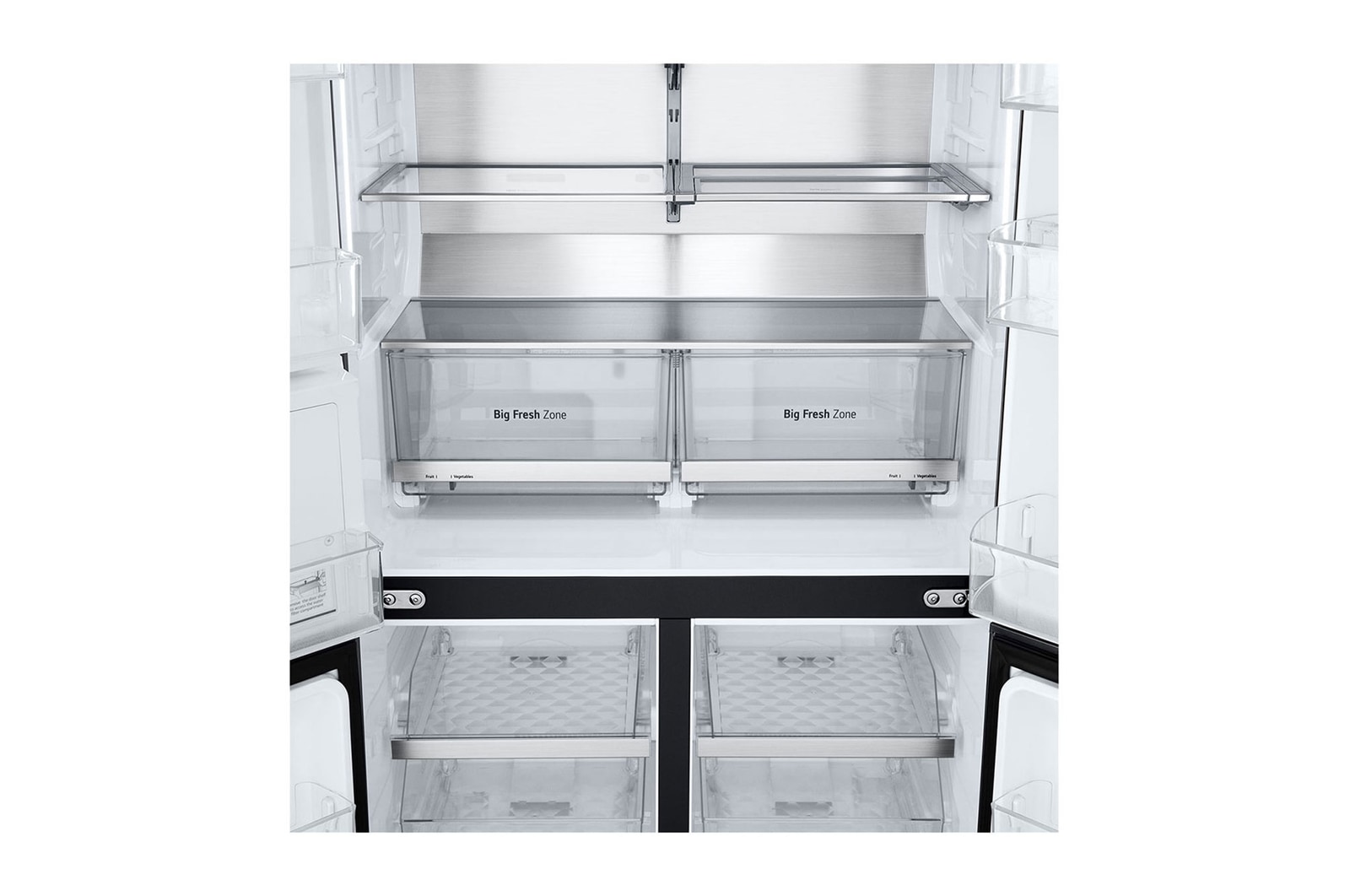 Bottom tray view without food