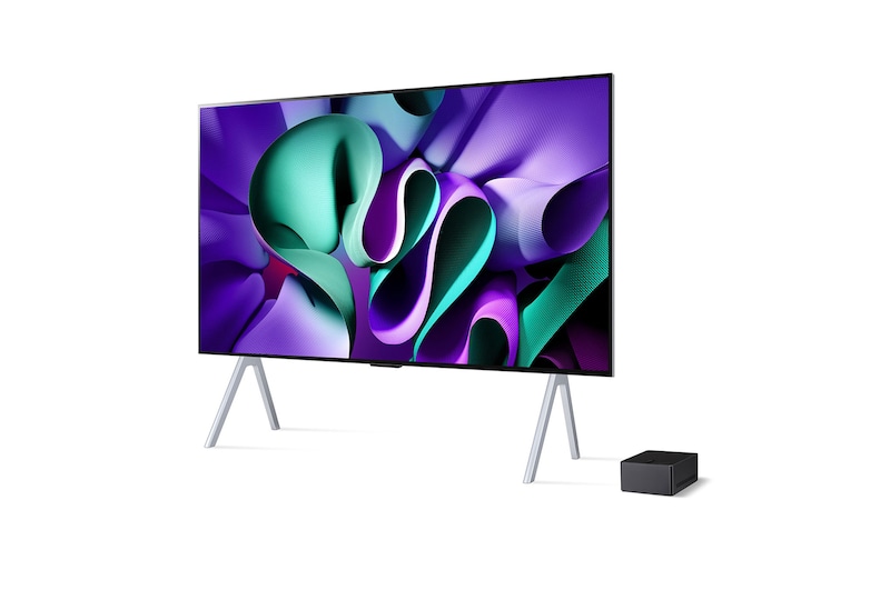 Sidovy från vänster av LG OLED TV, OLED M4 SIGNATURE på ett stativ med en Zero Connect Box under TV:n