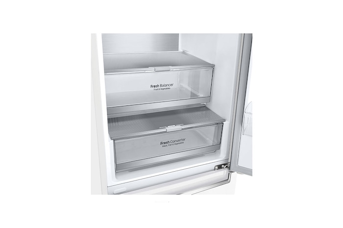 LG 2.03M 384L Kombinerad kyl/frys(Vit) - Energiklass D, Door Cooling™ och Smart Diagnosis™ med Wi-Fi, GBB72SWUGN