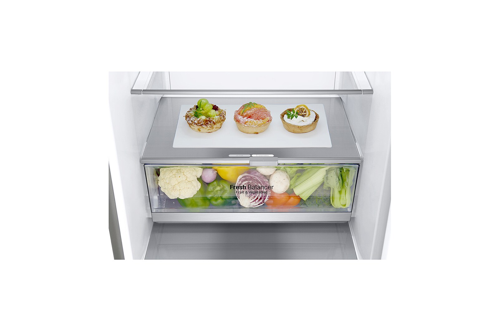 LG 2.03M 384L Kombinerad kyl/frys(Noble Steel) - Energiklass D, Door Cooling™ och Smart Diagnosis™ med Wi-Fi, GBB92STAXP