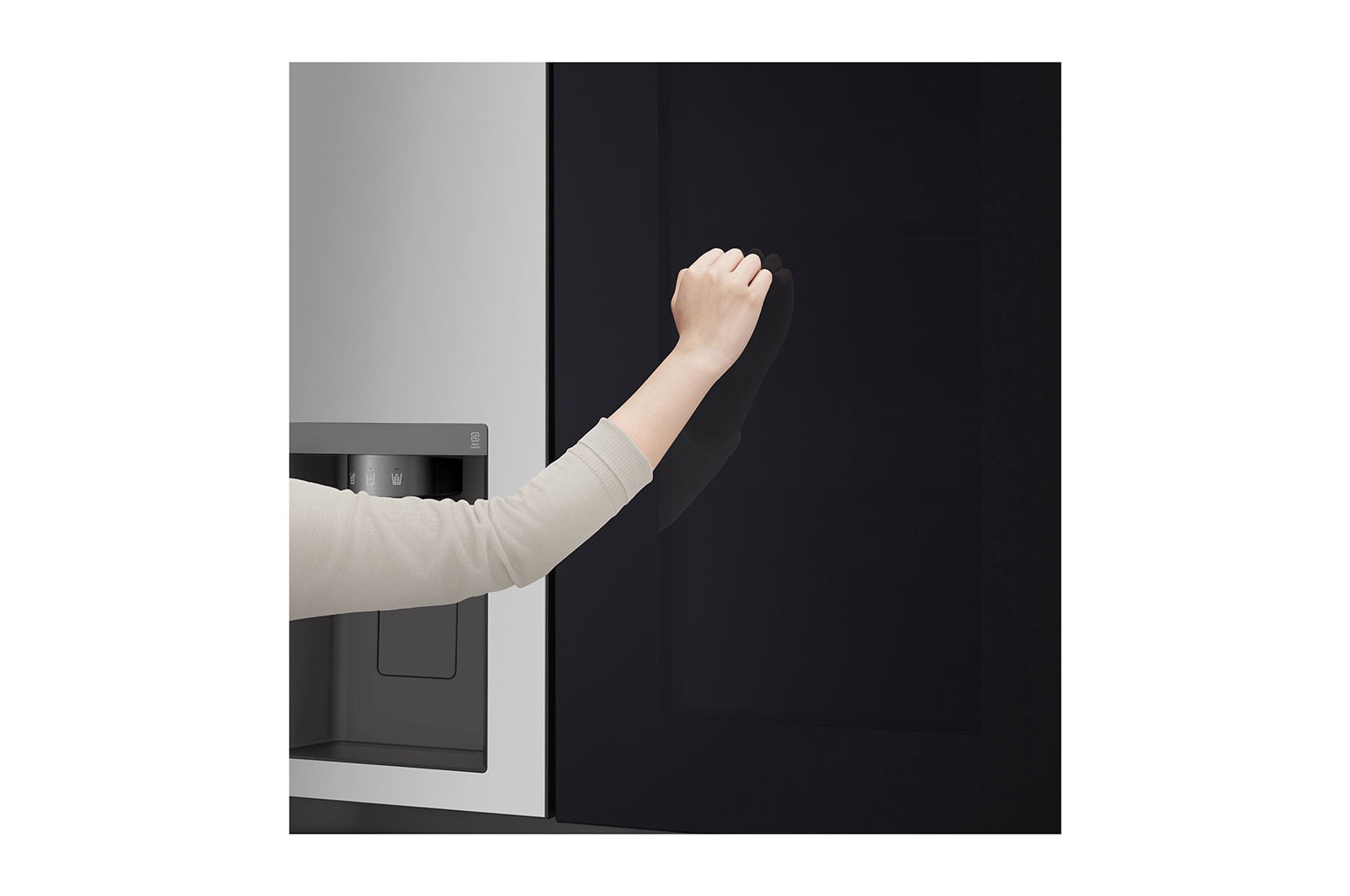 LG 635L InstaView™ Side by Side (Prime Silver), Energiklass D, Vatten/is via röranslutning, Smart Diagnosis™ med Wi-Fi, GSGV80PYLD
