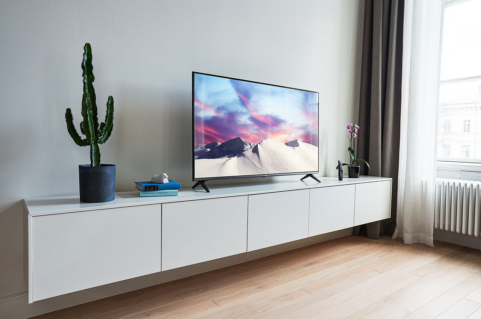 LG Ultra HD 4K TV - 65”, 65UM7510PLA