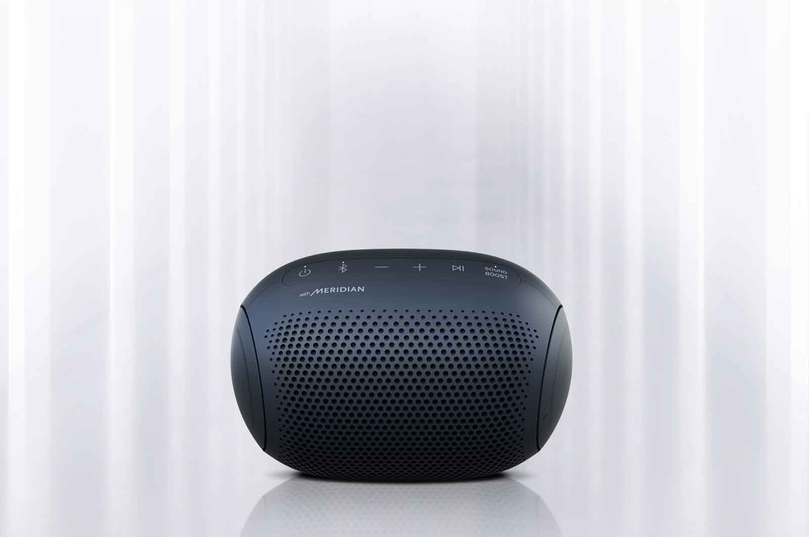 Front view of LG XBOOMGo PL2 PL2