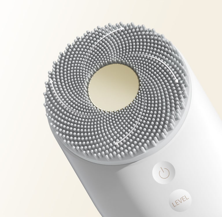 Pra.L is placed on the right side of the card and it's vibrating.