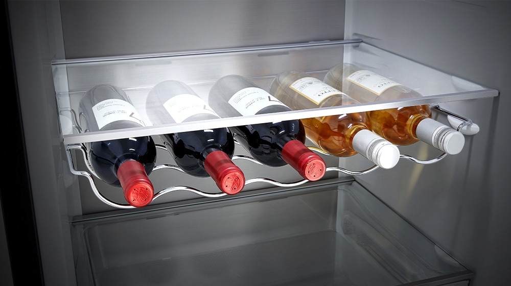 This image shows that wine and other beverages can be stored efficiently.