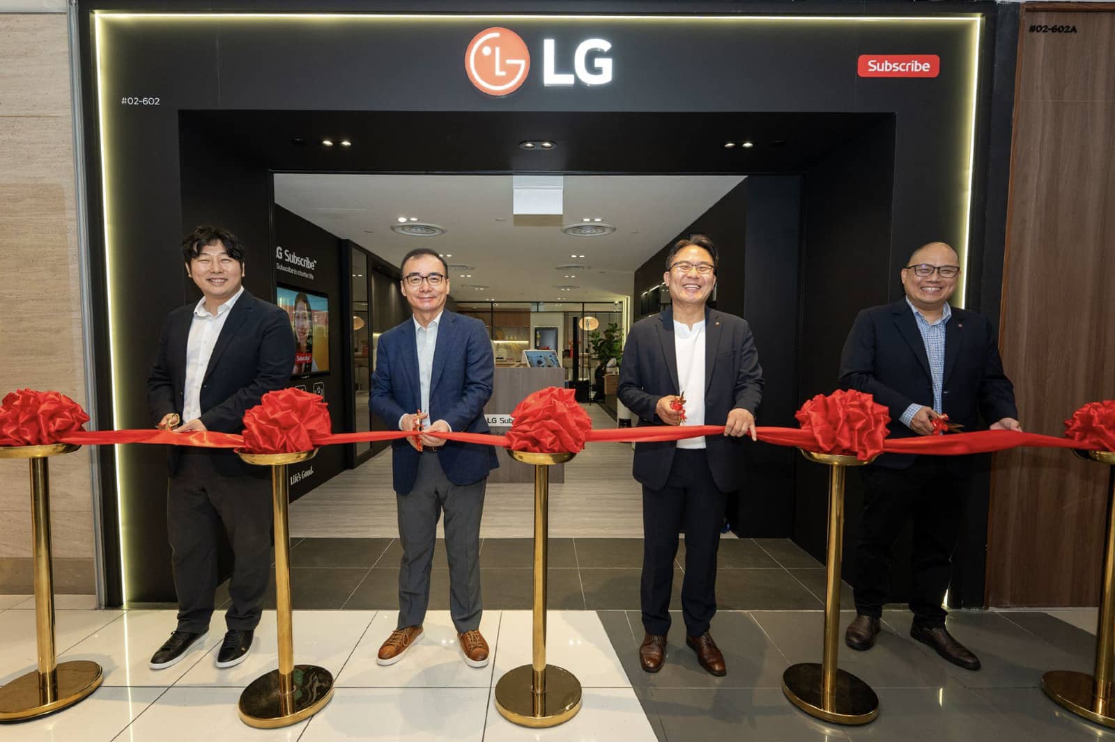 lg-subscribe-brand-store-opening-event