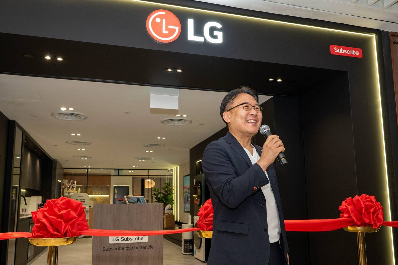 lg-subscribe-brand-store-opening-event