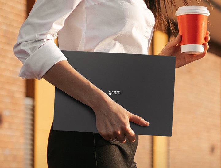 LG gram-light-slim-portability.	