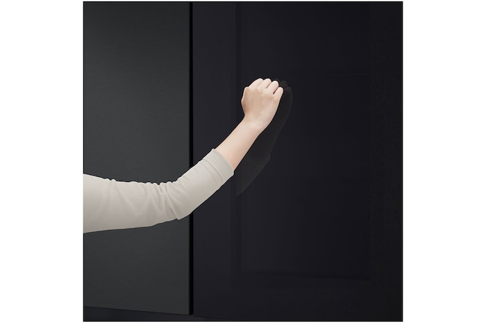 LG 647L InstaView® Refrigerator in Essence Matte Black, GS-V6473EP