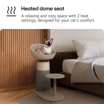 Front view of LG PuriCare™ AeroCatTower Air Purifier