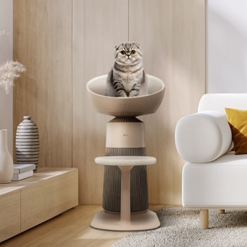 Front view of LG PuriCare™ AeroCatTower Air Purifier