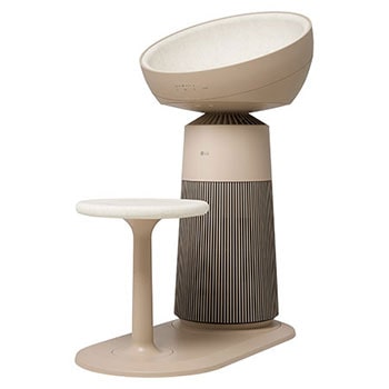 Front view of LG PuriCare™ AeroCatTower Air Purifier