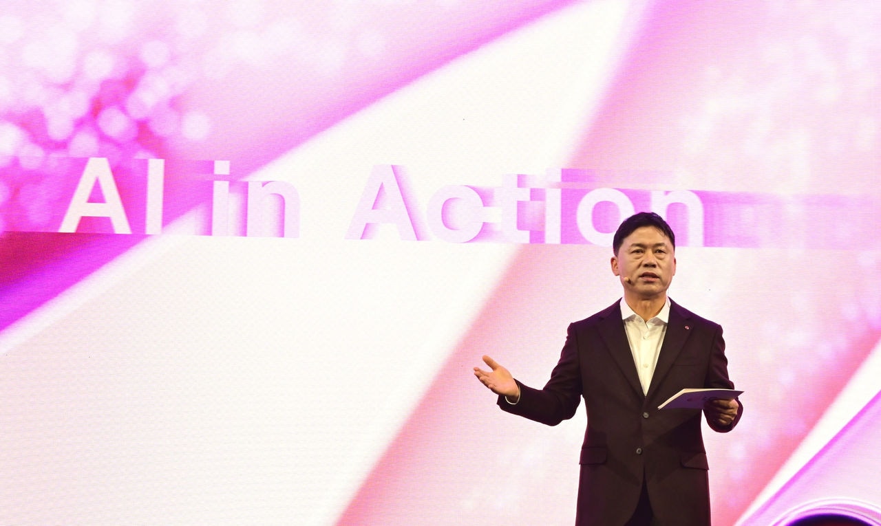 lg-world-premiere-image-2.jpg