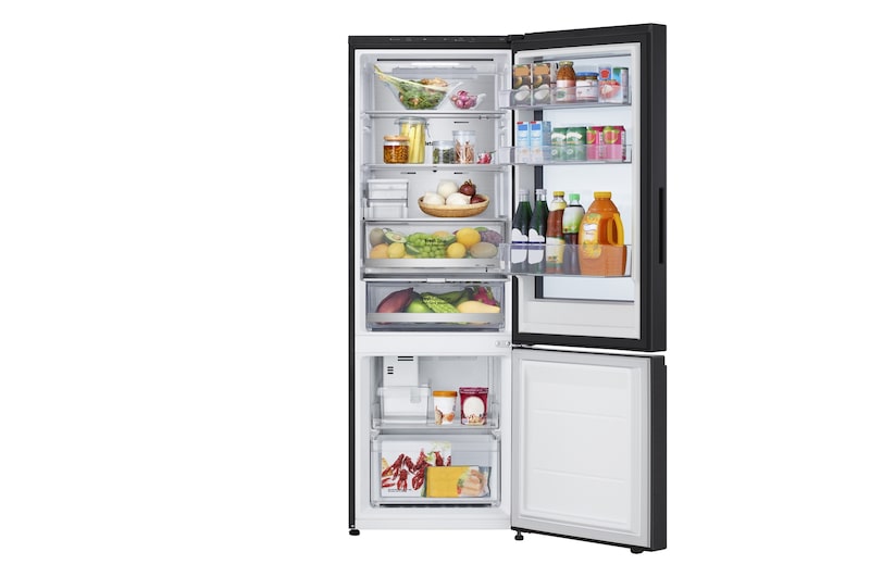 front open view with food stored