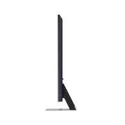 มุมมองด้านข้างหันไปทางซ้ายเล็กน้อยของ LG QNED TV, QNED90