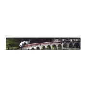 มุมมองด้านหน้าของ Ultra Stretch Signage 86BH5F-M