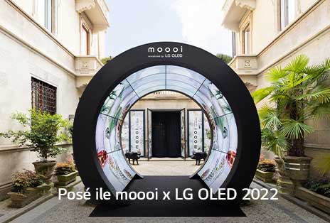 moooi’nin sanat eserini gösteren LG Posé.
