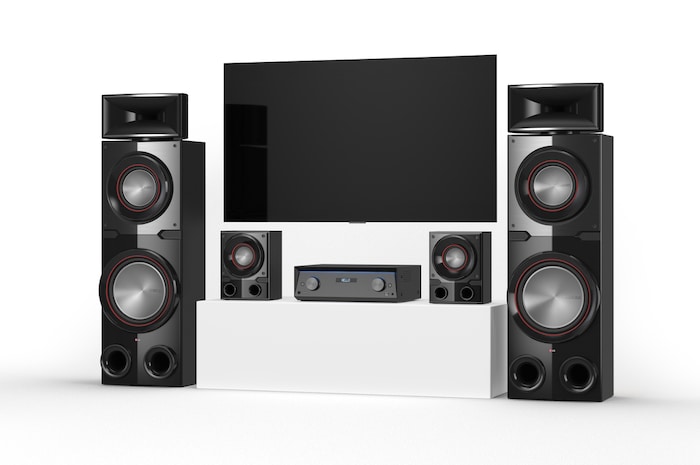 LG TV ile MR11’in 45 derece çapraz görünümü