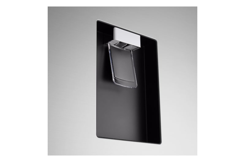 Su/ice dispenser’ın detaylı yakın planı