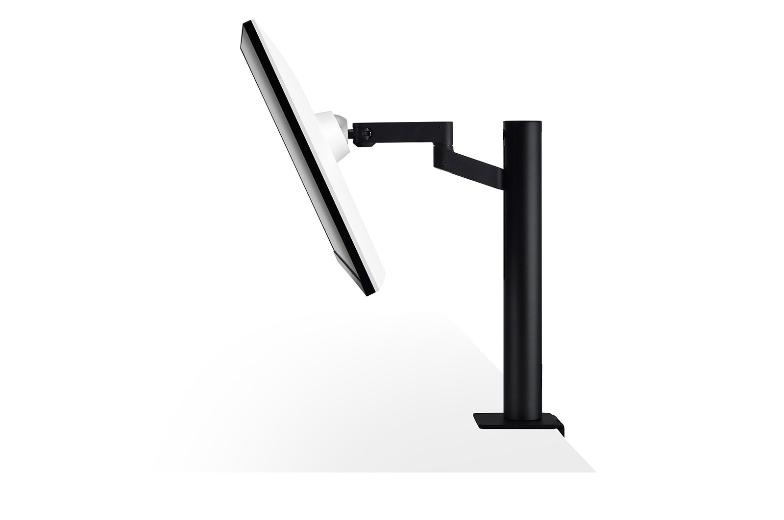 LG UltraFine Ergo Monitor 32 İnç FreeSync USB Type -C HDR10 4K Hareket Ettirilebilir Ekran 32UN88AP-W, 32UN88AP-W