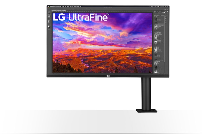 Front view of UltraFine Ergo Monitor 32 İnç FreeSync USB Type -C HDR10 4K Hareket Ettirilebilir Ekran 32UN88A-W 32UN88A-W