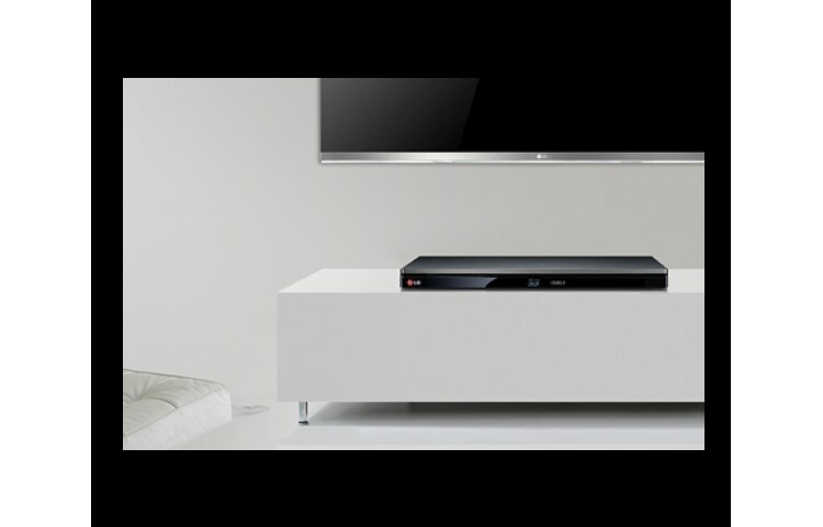 LG 3D Blu-ray ve DVD diskleri oynatabilen, 4K (ULTRA HD) Up-scaling desteği sağlayan, 2D'den 3D'ye çeviri yapabilen, Miracast ve Wi-Fi özellikli Blu-ray Player, BP730