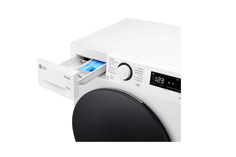 Side view detergent port