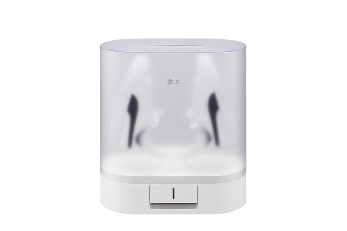 白底鞋放置在烘物箱