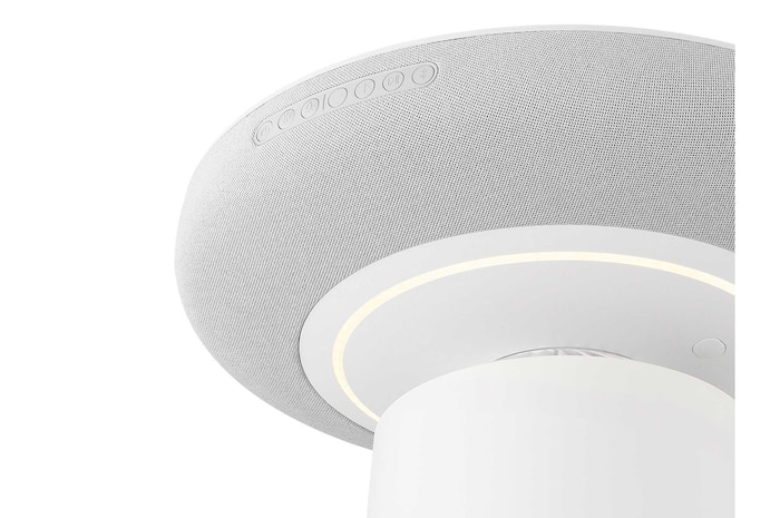 LG PuriCare™ Aerospeaker 揚聲器邊緣的控制按鈕特寫圖