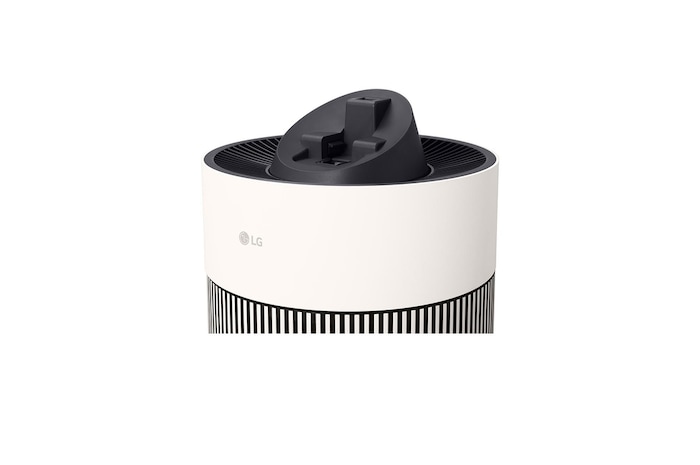 圖片展示 LG 空氣清淨機的機頭配件已被拆下，準備清潔