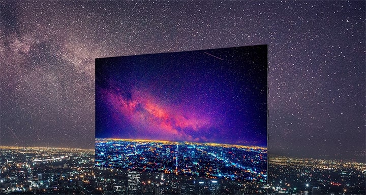 兩款 LG LED 顯示產品並列,分別呈現火焰與星空影像。