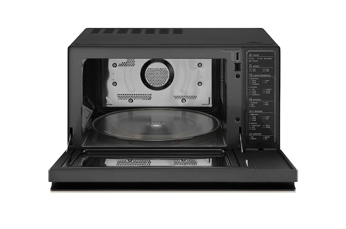 打開門的微波爐