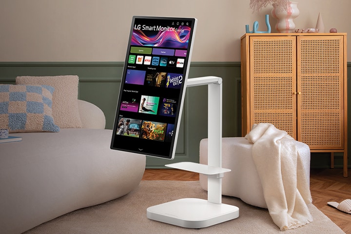 圖片展示一套顯示裝置,包括一台智慧顯示器、Swing Stand 和 Swing Stand Plate。