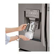 LG 821公升 InstaView™ 敲敲看門中門冰球三門冰箱｜星夜黑, GR-QBFL87BS