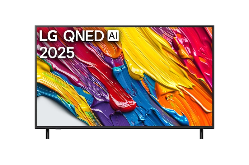 LG QNED82 TV 的正視圖,上方角落顯示 LG QNED AI 標誌。LG QNED TV 顯示色彩繽紛的油漆質感匯聚在一起。