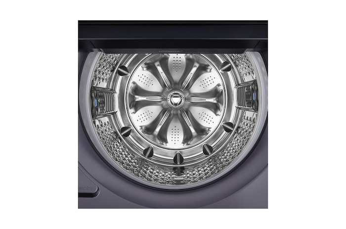 直立式洗衣機的機蓋關閉過程,展現平滑緩慢的關蓋設計。