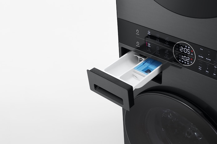 LG 洗13公斤+乾10公斤 WashTower™ AI 智控洗乾衣機｜熱泵除濕｜尊爵黑, WD-S1310B