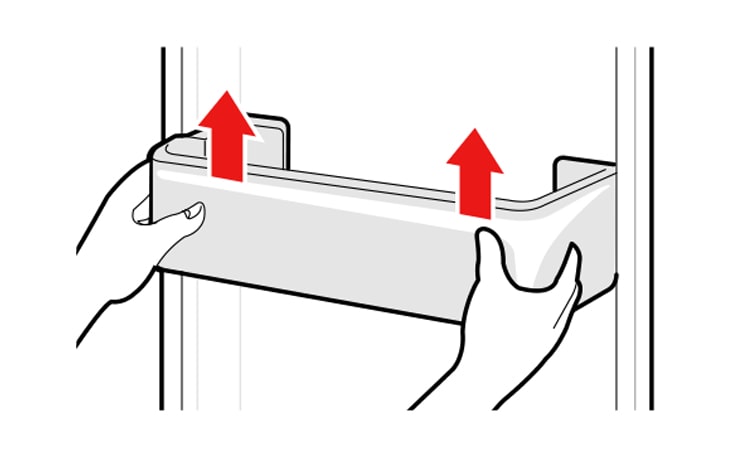 Hold both edges of the basket and remove it by lifting it upward