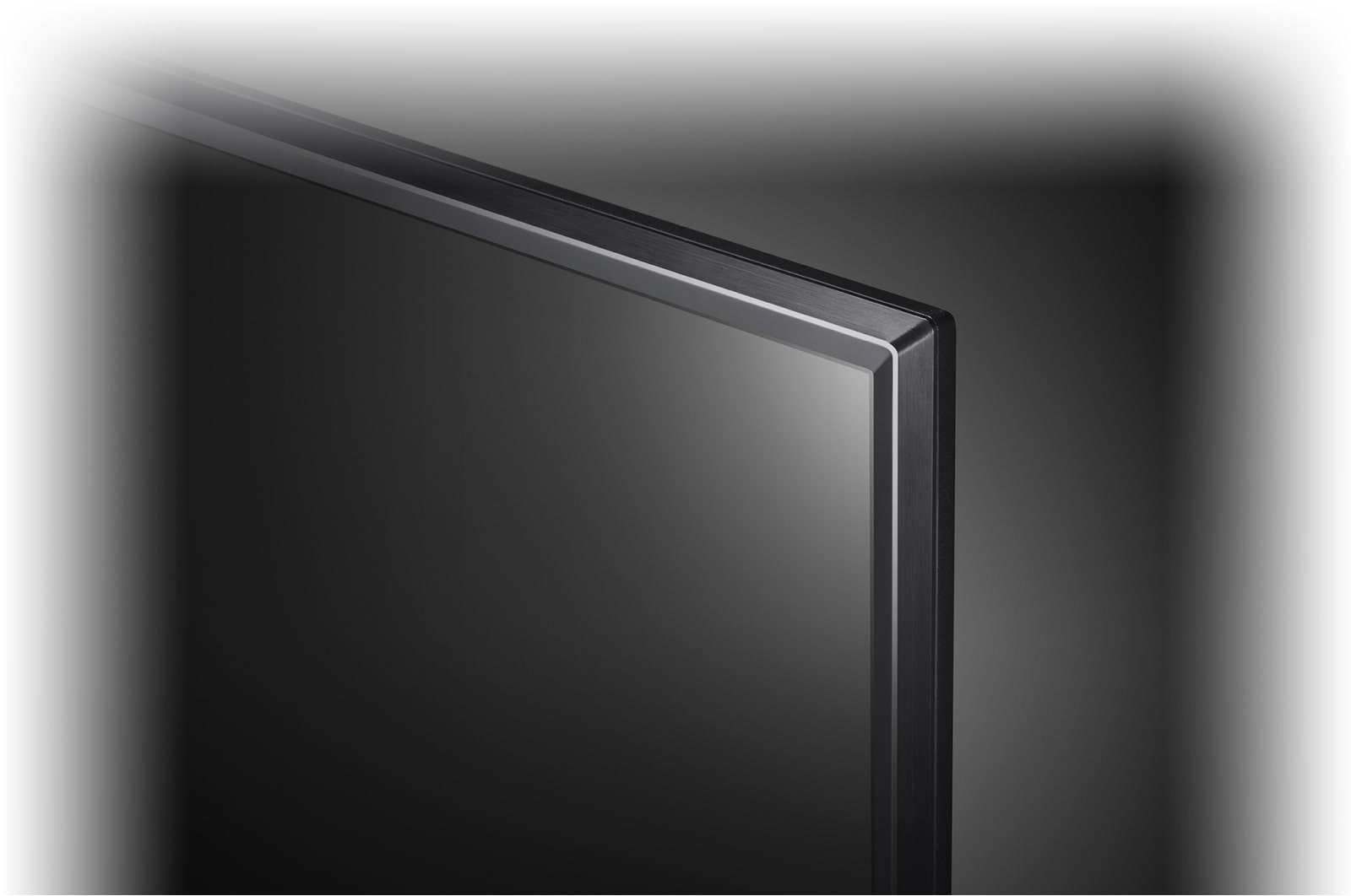 LG 65" UHD Commercial TV, 65UU661H