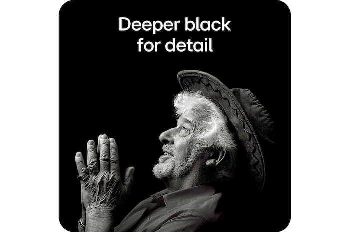 LG Monitor 27U730A delivering deeper black and outstanding contrast to clearly represent fine details in black-and-white imagery.